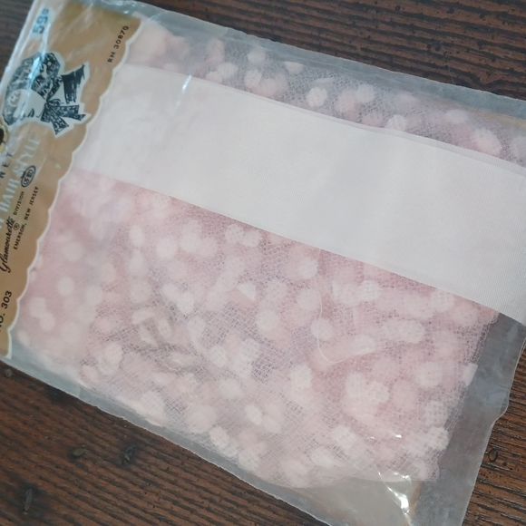 🌿Vintage Pink Veil Bonnet Unopened - Picture 5 of 7